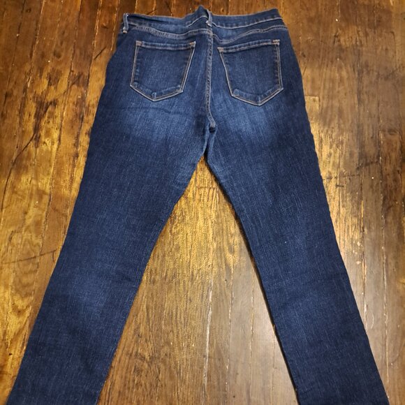Old Navy Original Mid-Rise Jeans size 8 regular - Picture 3 of 6